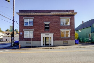 Kent Apartments in Portland, OR - Building Photo - Building Photo