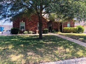 217 Keswick Dr in Hewitt, TX - Building Photo - Building Photo