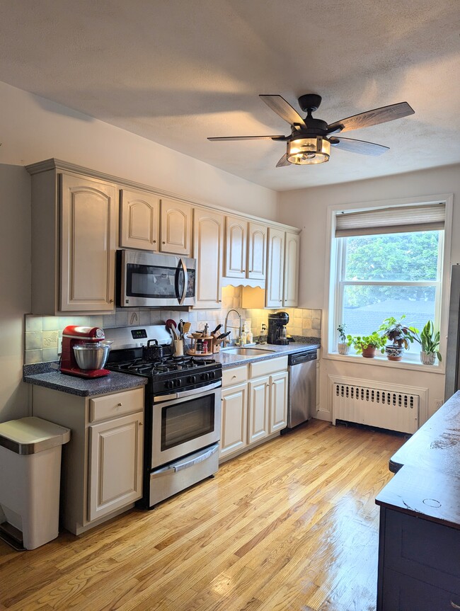 267 Washington Ave, Unit 2 in Winthrop, MA - Foto de edificio - Building Photo