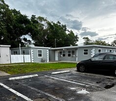 3049 2nd St in Ft. Myers, FL - Building Photo