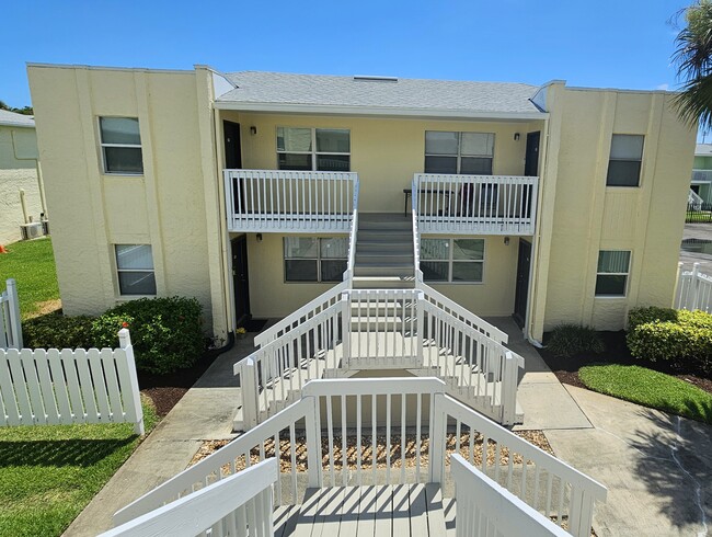 Marina Vista in Daytona Beach, FL - Building Photo - Building Photo