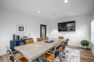 College Park Apartments and Rental Homes in Georgetown, DE - Foto de edificio - Interior Photo