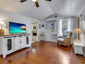 640 Broadway St in Longboat Key, FL - Building Photo - Building Photo