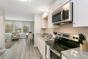 1645 Black Rock Tpke in Fairfield, CT - Building Photo