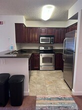 7630 Westwood Dr in Tamarac, FL - Building Photo - Building Photo