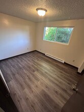 435 Ranch Rd, Unit B1 in Reedsport, OR - Building Photo - Building Photo