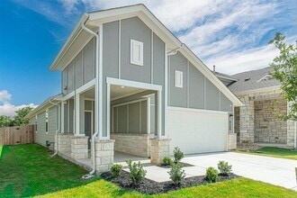 6506 Marsh Ln in Buda, TX - Building Photo - Building Photo