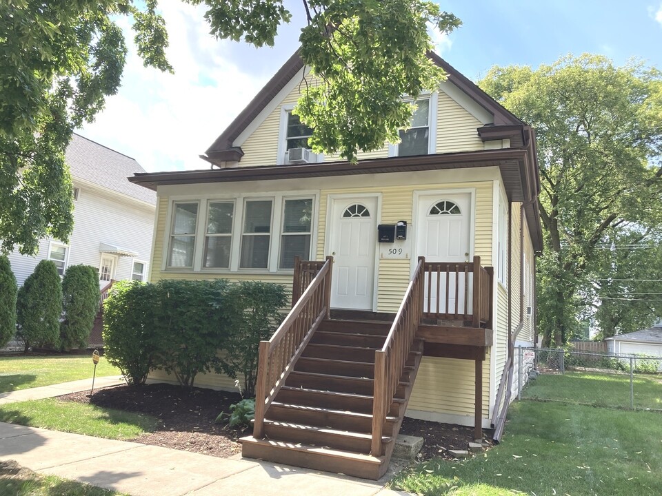 509 Beloit Ave in Forest Park, IL - Foto de edificio