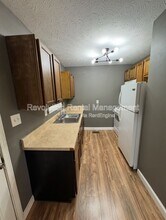 918 Poplar Rd in Newnan, GA - Building Photo - Building Photo