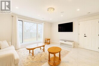 21119 Dalton Rd in Georgina, ON - Building Photo - Building Photo