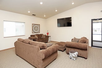 River Valley Apartments in North Sioux City, SD - Building Photo - Interior Photo