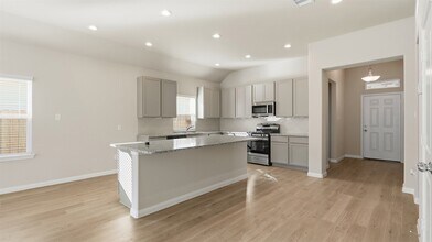 3918 Sugardale St in Baytown, TX - Building Photo - Building Photo