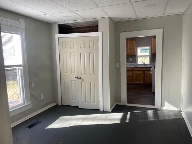 626 Holly St in Perry, OK - Building Photo - Building Photo