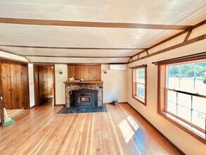 21745 S Lewellen Rd in Beavercreek, OR - Building Photo - Building Photo