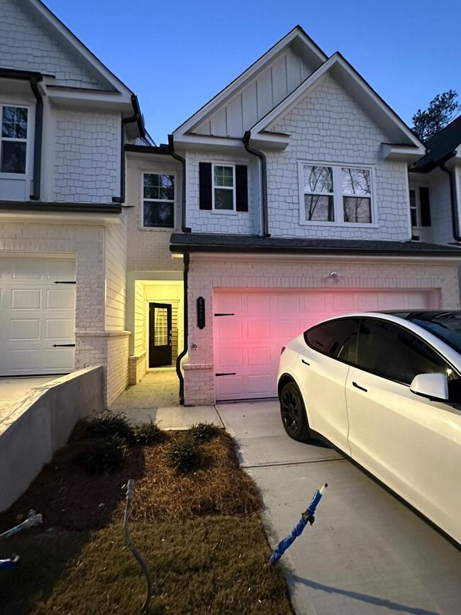 property at 2482 Van Fleet Cir