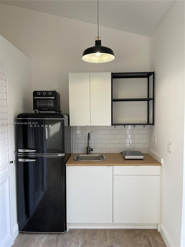 property at 52 NW 68th St