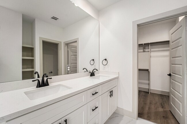 property at 6425 Anderson Rd