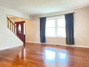 8490 Westchester Ln in Canton, MI - Building Photo - Building Photo