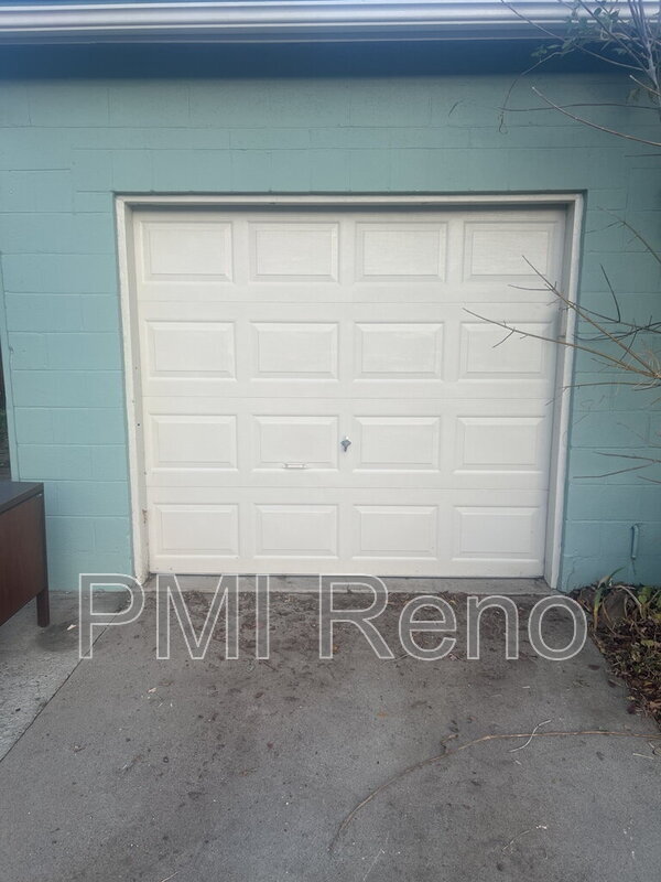 1811 N Nevada St in Carson City, NV - Building Photo - Building Photo