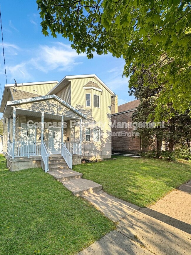 property at 930 Sheldon Ave SE