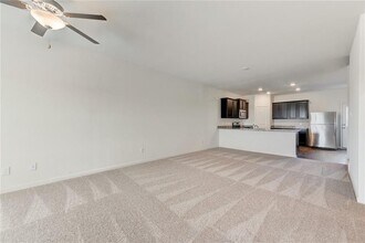 112 Dupont Pass in Jarrell, TX - Building Photo - Building Photo