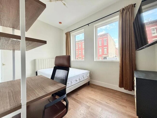 property at 980 Kent Ave