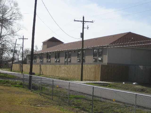 1170 Orange in Vidor, TX - Building Photo - Building Photo