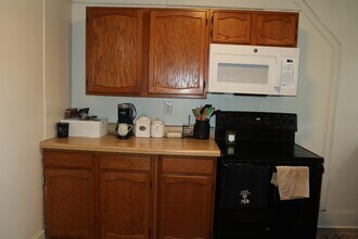 602 2nd St, Unit D in California, PA - Foto de edificio - Building Photo