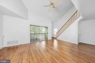 2002 Tanglewood Ct, Unit 2002 in Washington Township, NJ - Foto de edificio - Building Photo