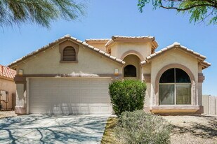 66 W Freddie Canyon Way in Oro Valley, AZ - Building Photo
