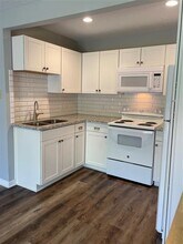3103 Yost Blvd in Pearland, TX - Building Photo - Building Photo