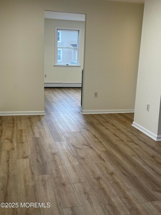 351 John St in South Amboy, NJ - Building Photo - Building Photo