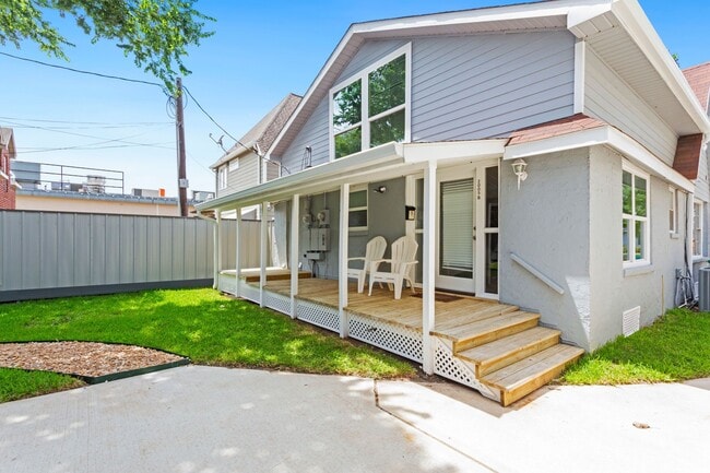 2005 Portsmouth St in Houston, TX - Building Photo - Building Photo