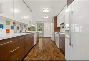 2318 Houston St in Grand Prairie, TX - Building Photo
