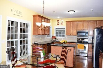 45 Greenview Dr in Newnan, GA - Building Photo - Building Photo