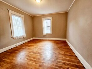 12 Saint Peter St, Unit 11 in Boston, MA - Building Photo - Building Photo