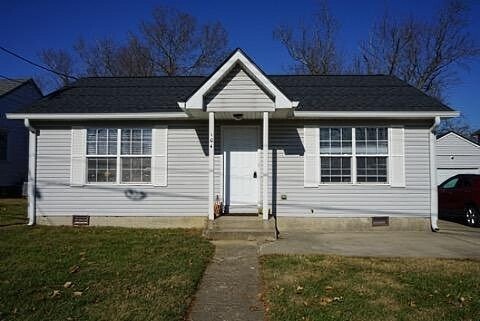 104 W Chestnut St in Oxford, OH - Foto de edificio