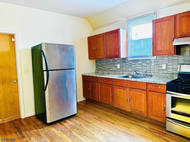 178 Harrison St in Paterson, NJ - Building Photo