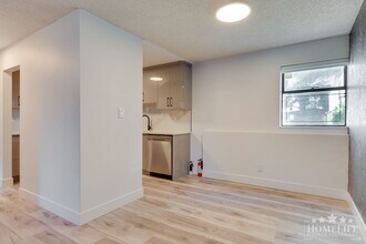 10560-10154 154 St in Surrey, BC - Building Photo - Building Photo