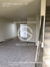 1031 NE Cowls St in McMinnville, OR - Building Photo - Building Photo