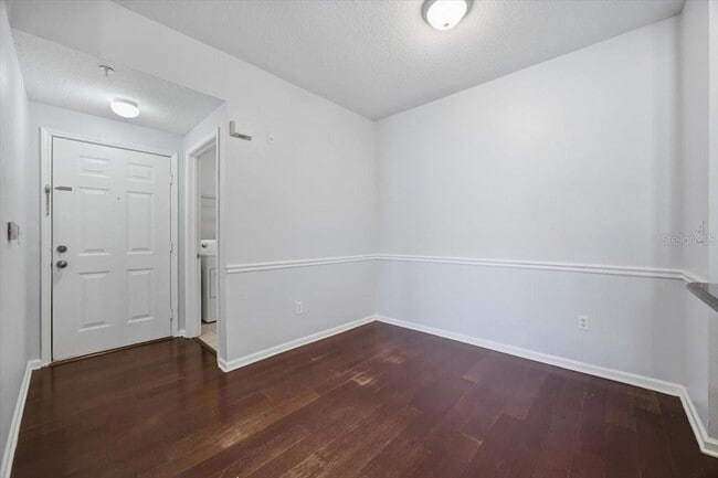 14353 Fredricksburg Dr, Unit 907 in Orlando, FL - Foto de edificio - Building Photo