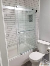 45 Eton Way in Franklin Township, NJ - Building Photo - Building Photo