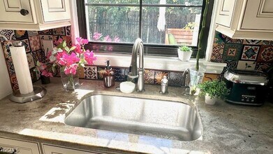 2408 Euclid Ave in Ft. Myers, FL - Building Photo - Building Photo