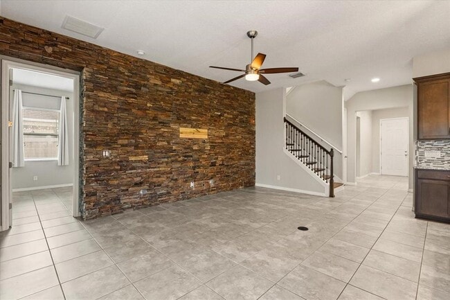 1046 Grand Hilltop Dr in Apopka, FL - Building Photo - Building Photo
