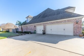 7790 Deer Chase Dr in Beaumont, TX - Building Photo - Building Photo