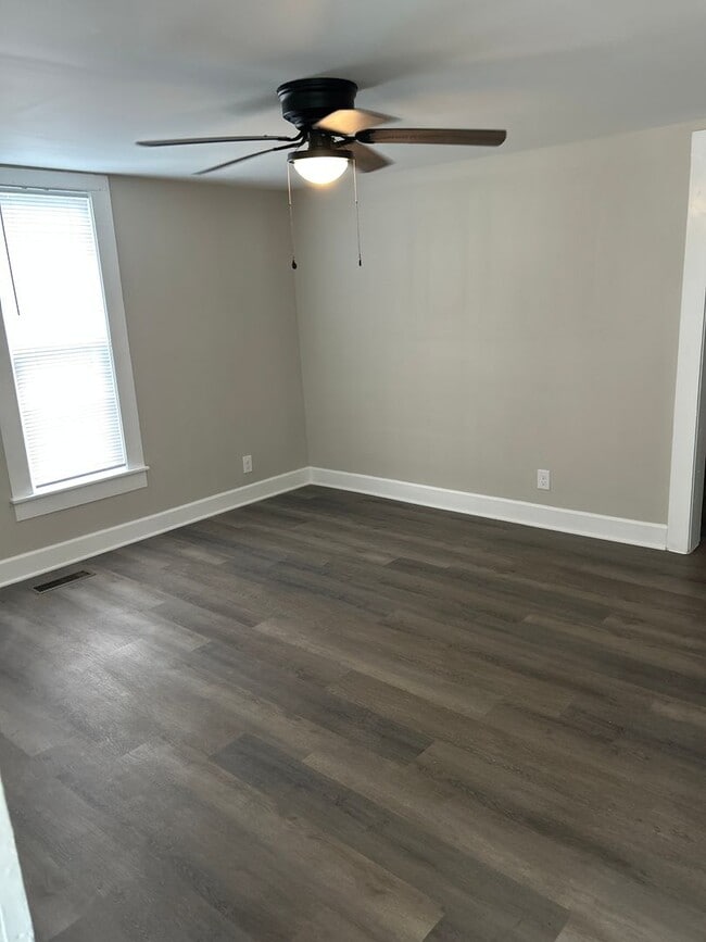 1461 Douglas St in Winston-Salem, NC - Building Photo - Building Photo