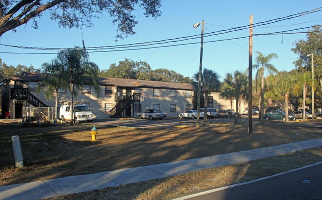 1716 E 143rd Ave in Tampa, FL - Building Photo - Building Photo