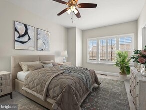 5803 Lois Ln in Ellicott City, MD - Building Photo - Building Photo