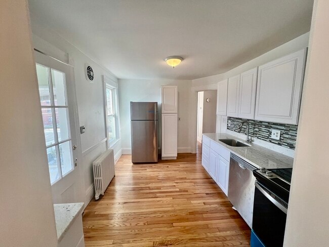 50 Pond St in Waltham, MA - Building Photo - Building Photo