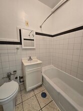 6910 N Ravenswood Ave, Unit 1 in Chicago, IL - Foto de edificio - Building Photo